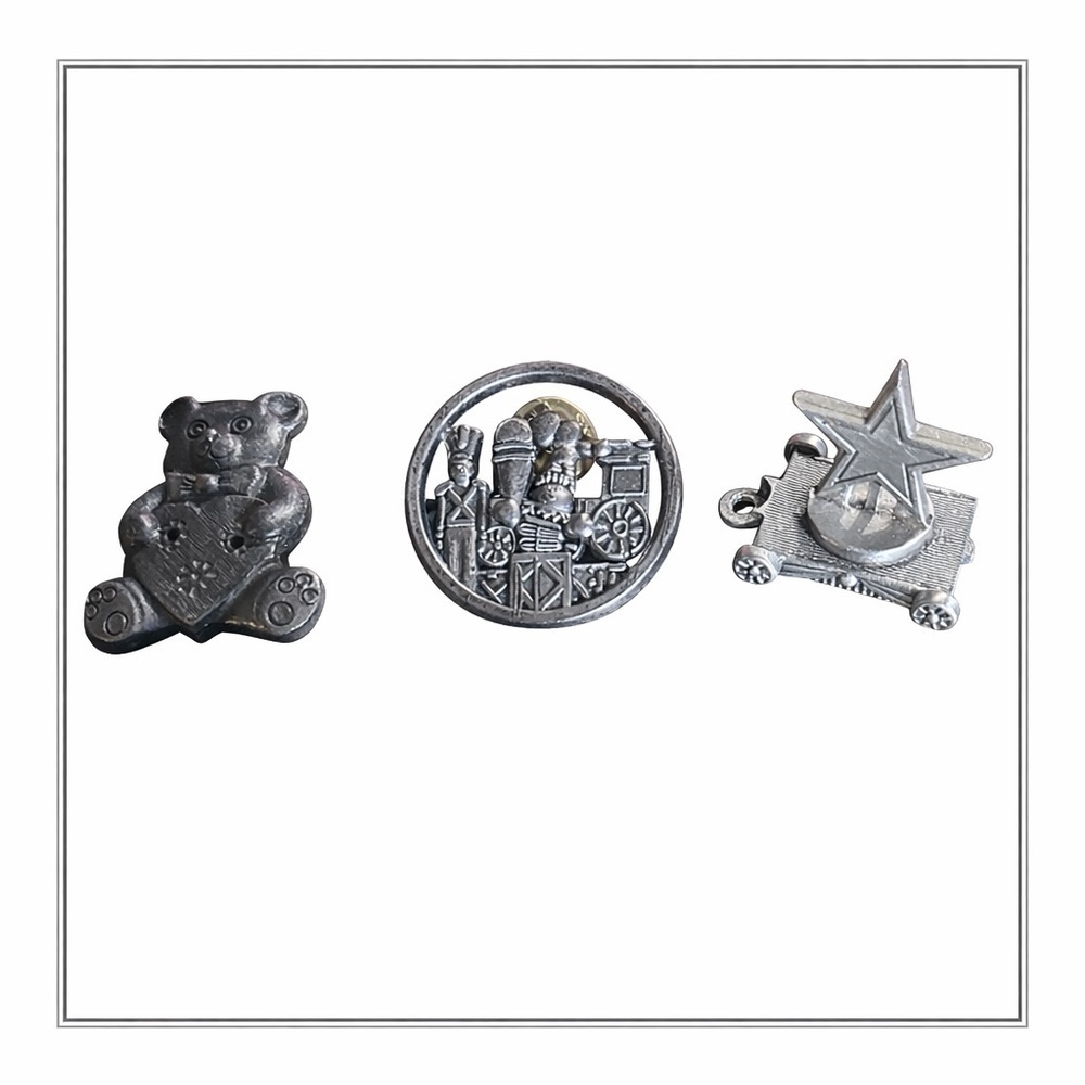2 Pewter collectibles Hallmark pins, 1 pewter Collectible Dallas Cowboy Star
